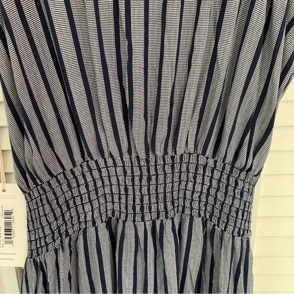 Carve Designs Macy Dress Navy Stripe Women’s Large Relaxed Cami‎ Maxi Dress NWT